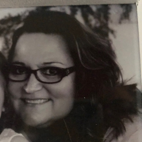 Meet your Posher, Jo - Picture 1 of 1